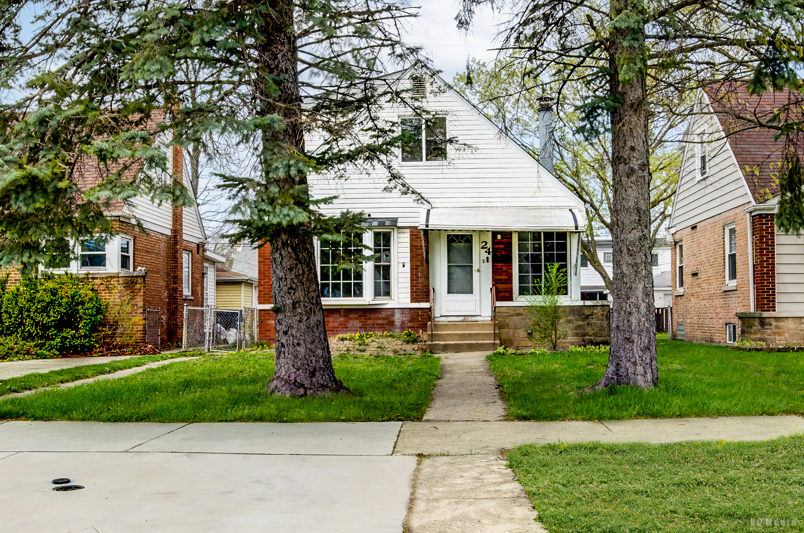 24 167TH Street Calumet City IL 60409
