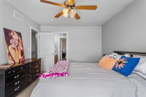 1704 Timber Wolf Lane Mahomet IL 61853