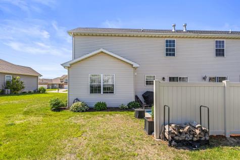 1704 Timber Wolf Lane Mahomet IL 61853