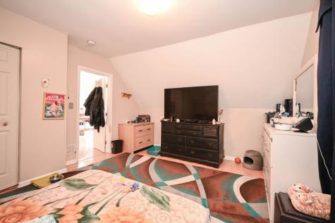 1423 Victoria Avenue North Chicago IL 60064