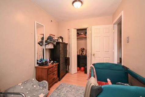 1423 Victoria Avenue North Chicago IL 60064