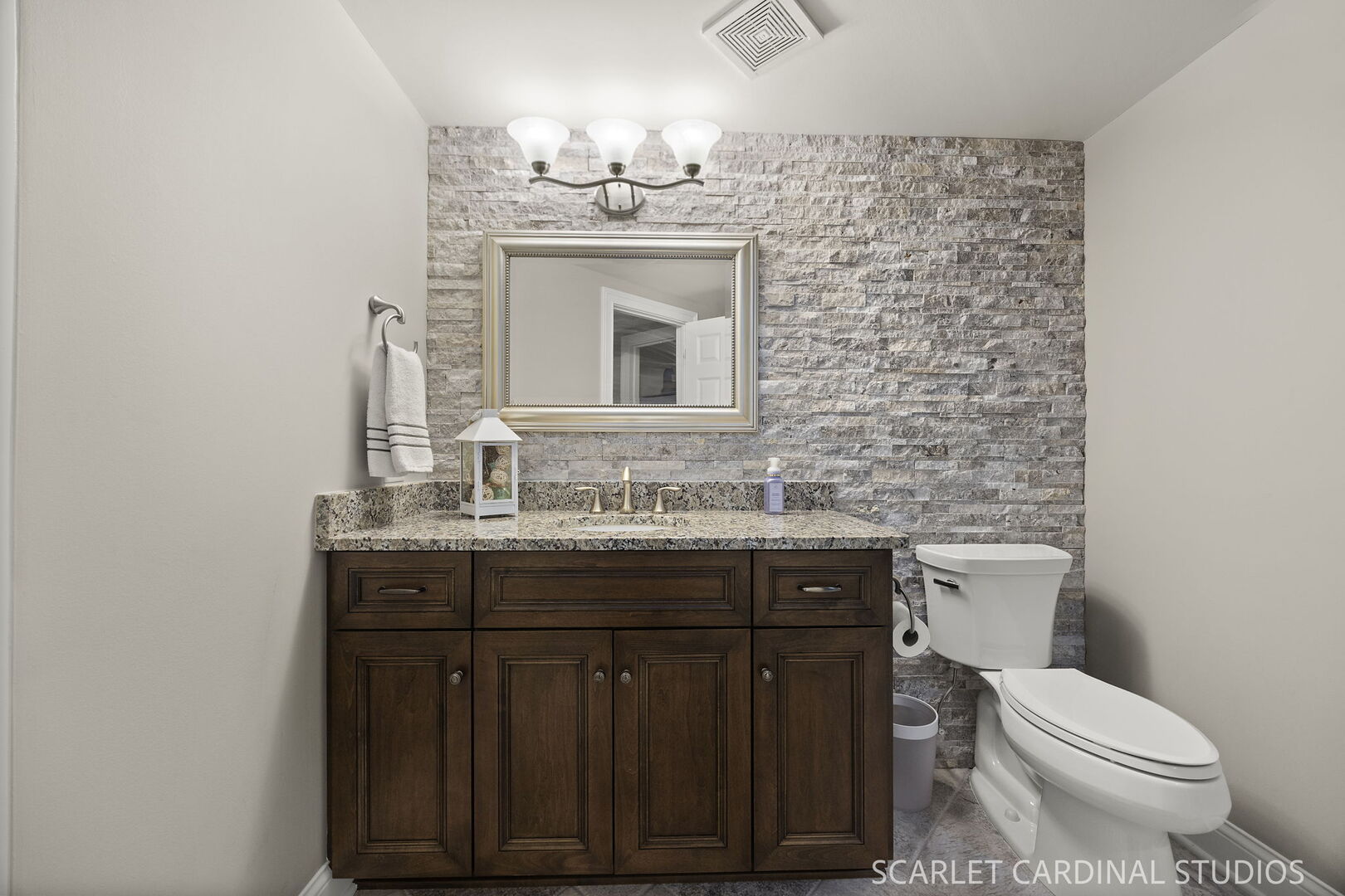 32 Baker Lane Naperville IL 60565