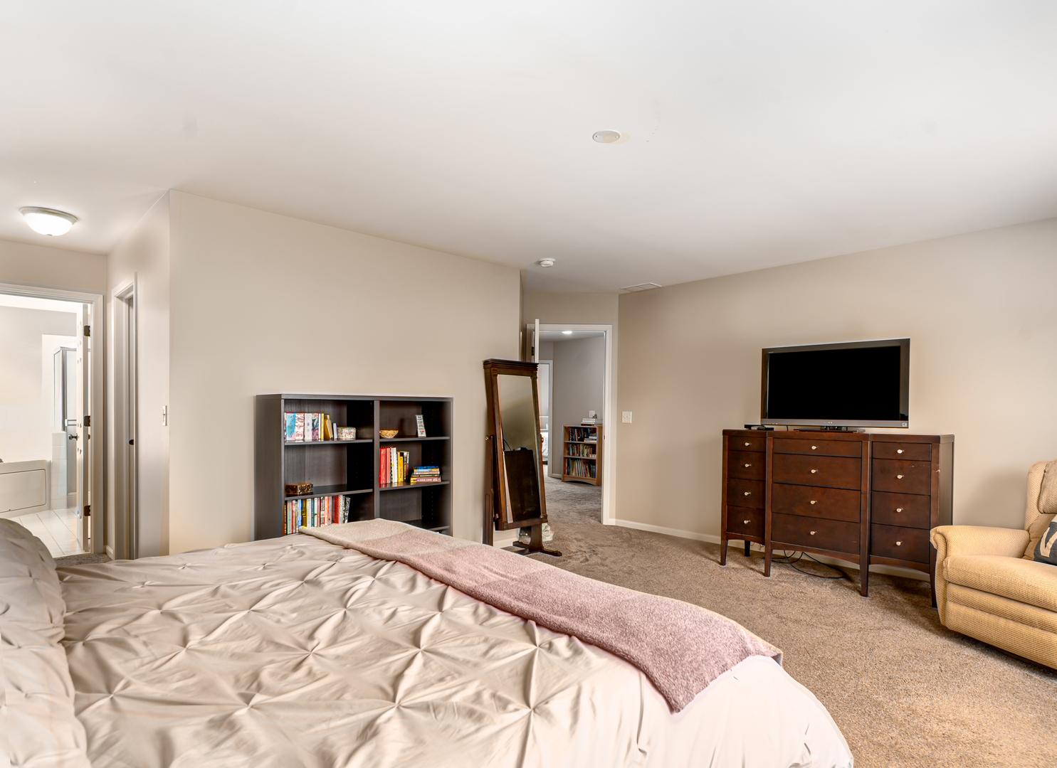 719 Eagle Brook Lane Naperville IL 60565