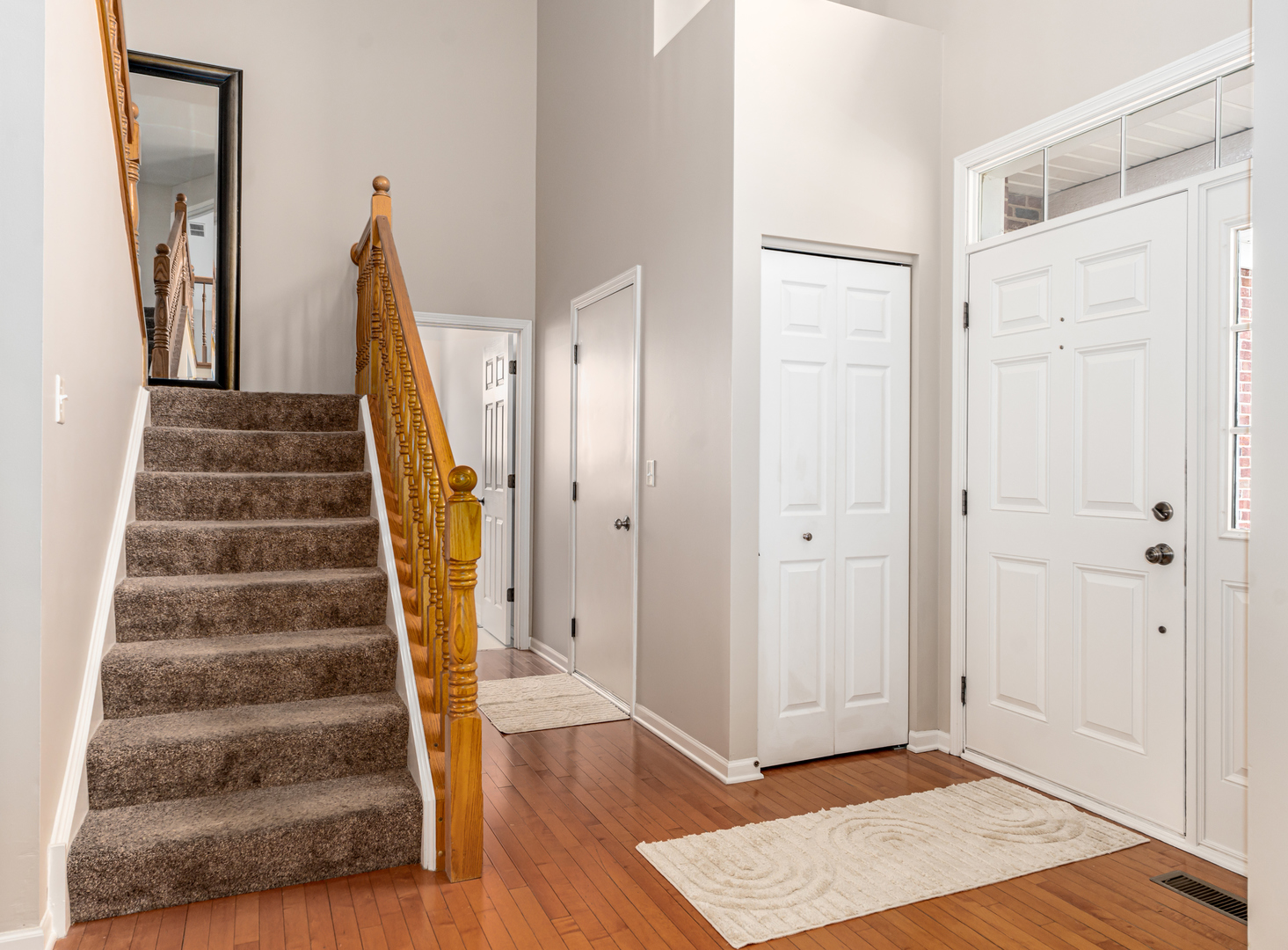 719 Eagle Brook Lane Naperville IL 60565