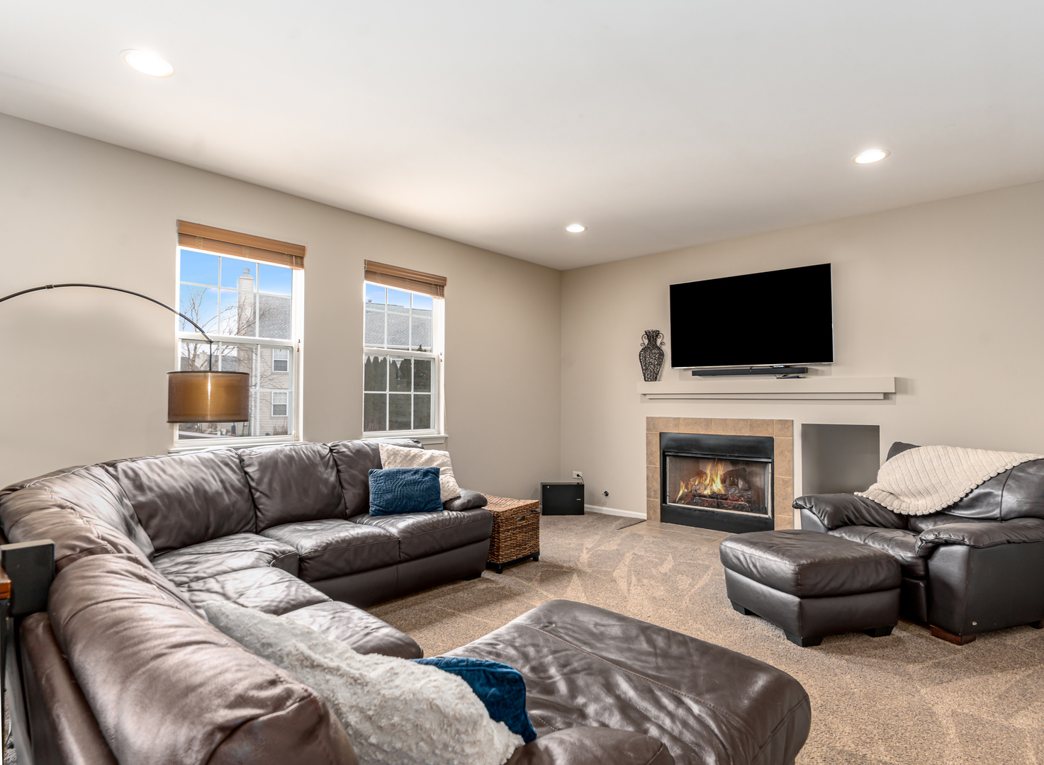 719 Eagle Brook Lane Naperville IL 60565