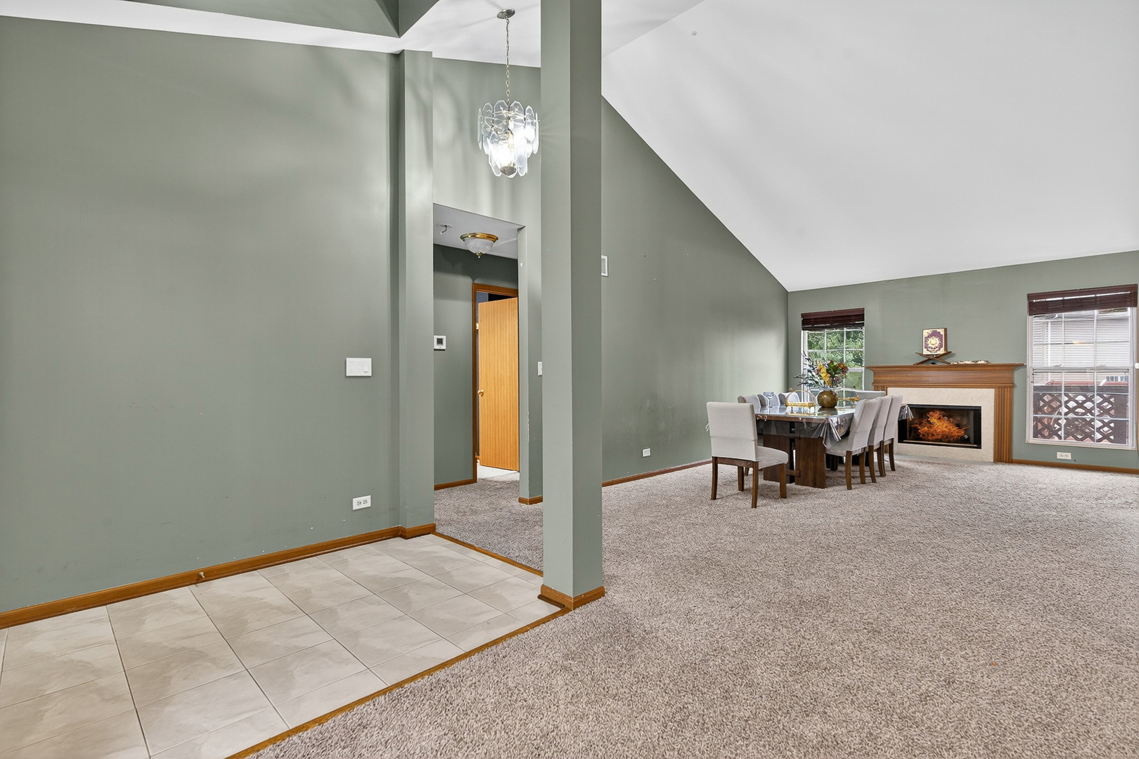 255 Braemar Bolingbrook IL 60440