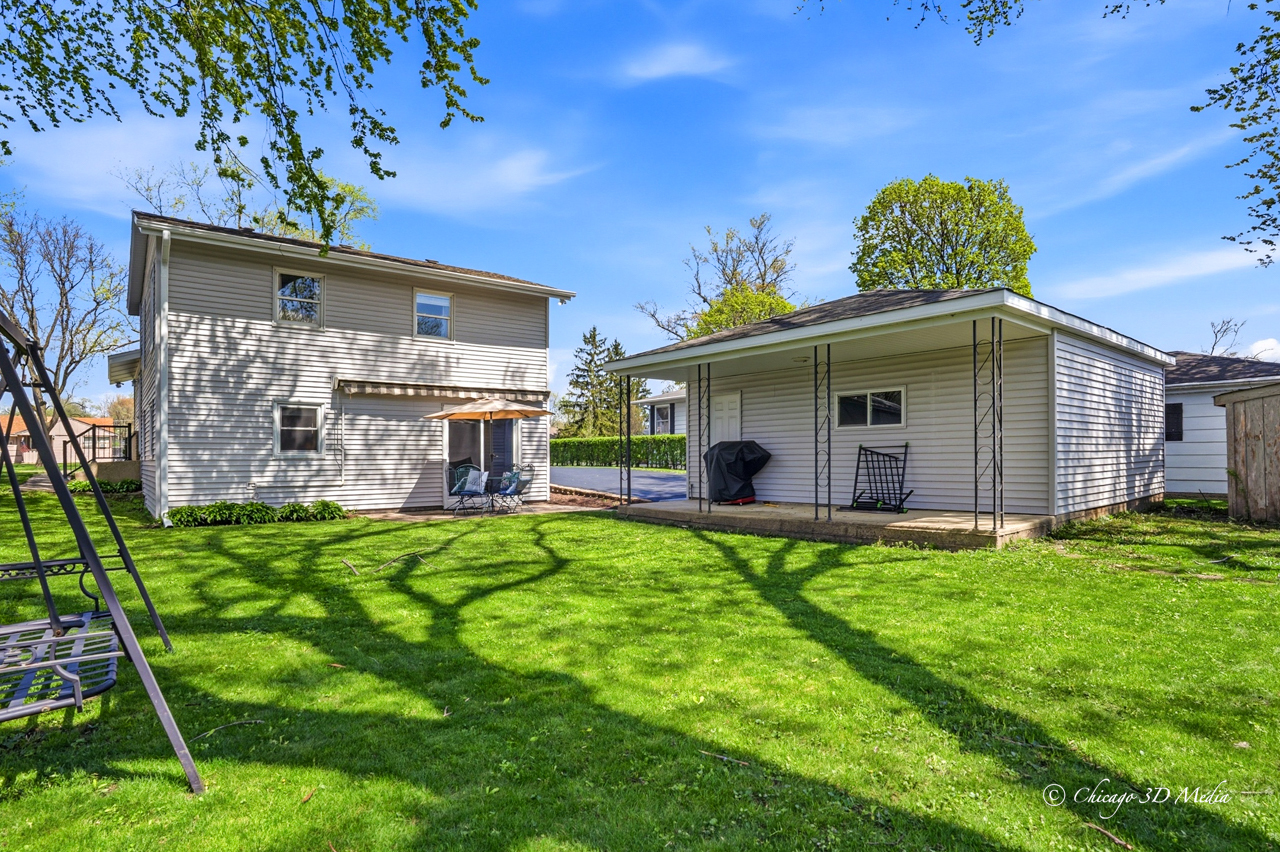 2207 Kirchoff Road Rolling Meadows IL 60008