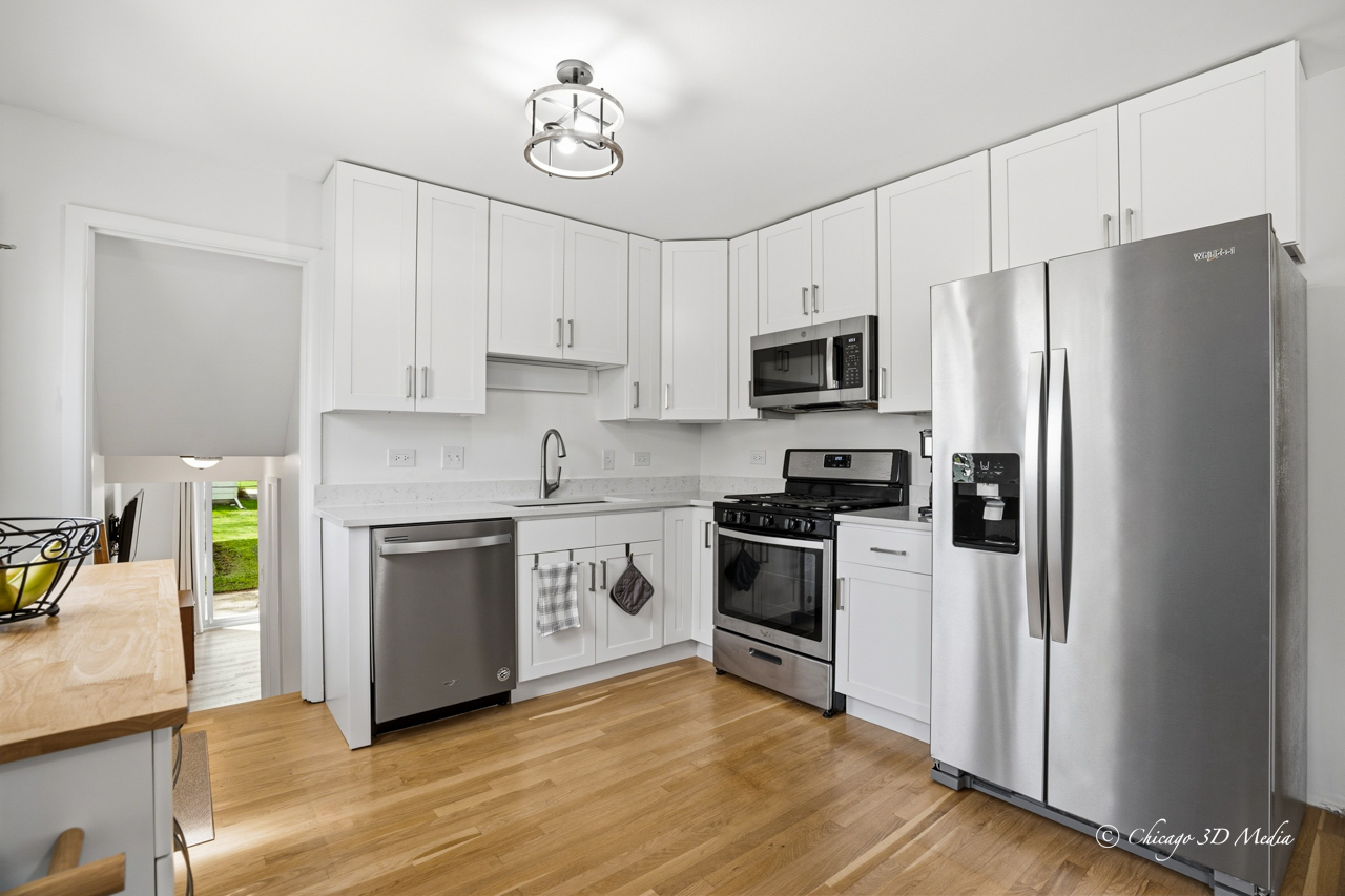 2207 Kirchoff Road Rolling Meadows IL 60008