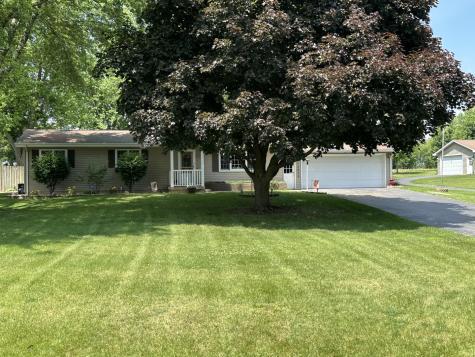 12855 Lawrence Road Sterling IL 61081