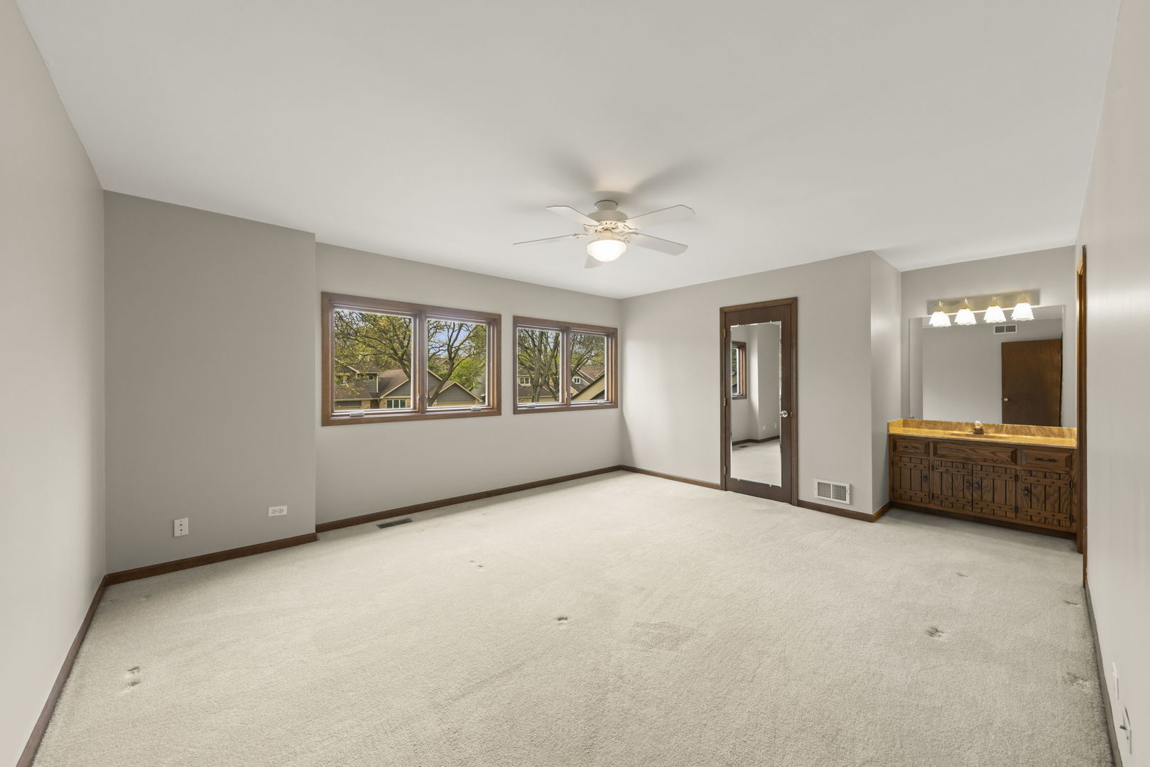 419 West Evergreen Street Wheaton IL 60187