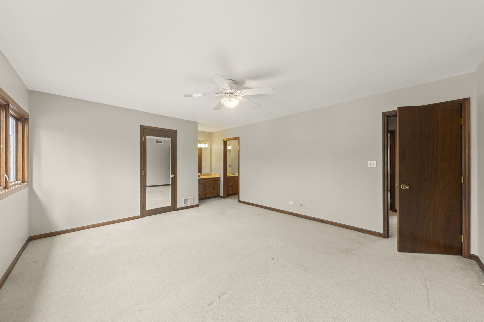 419 West Evergreen Street Wheaton IL 60187