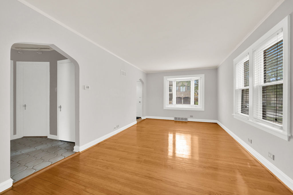 6219 North Lenox Avenue Chicago IL 60646