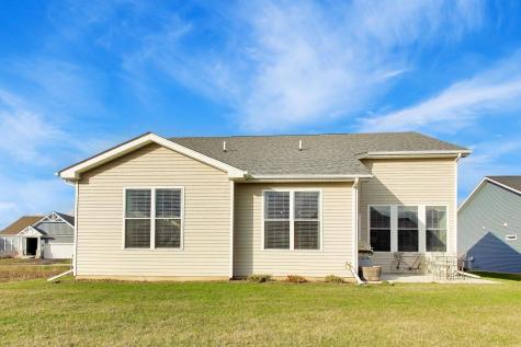 2911 Briargate Drive Lindenhurst IL 60046
