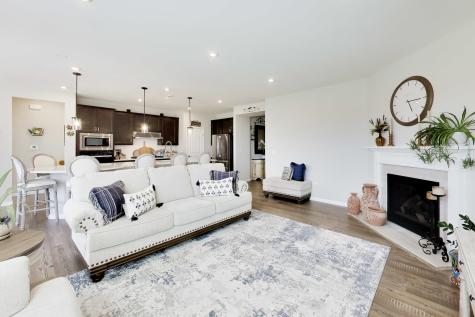2911 Briargate Drive Lindenhurst IL 60046
