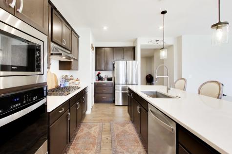 2911 Briargate Drive Lindenhurst IL 60046