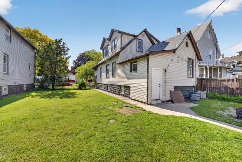 135 North 16th Avenue Melrose Park IL 60160