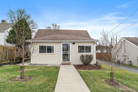 306 Johnson Street East Dundee IL 60118