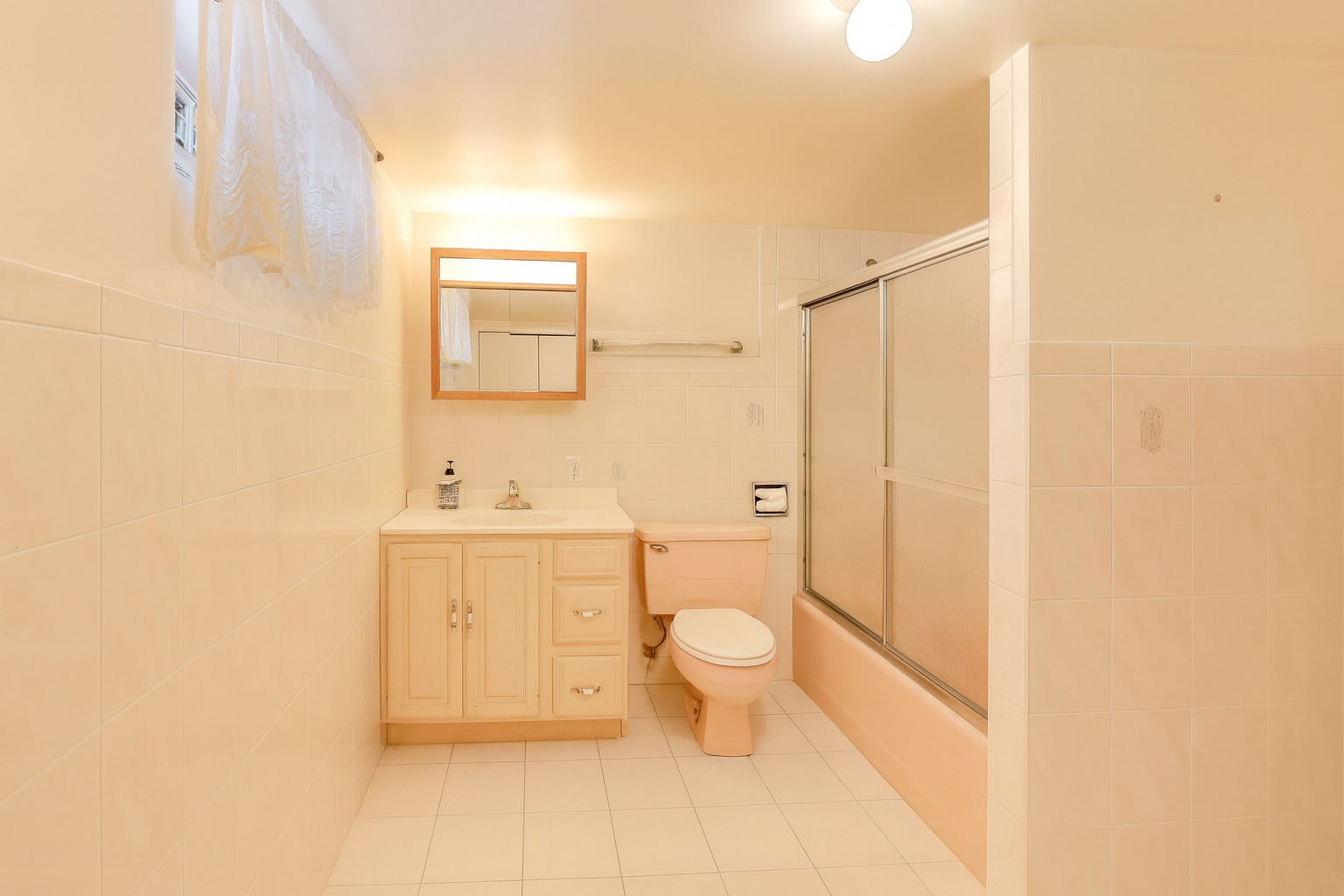 542 Memory Lane Addison IL 60101