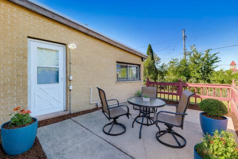 542 Memory Lane Addison IL 60101