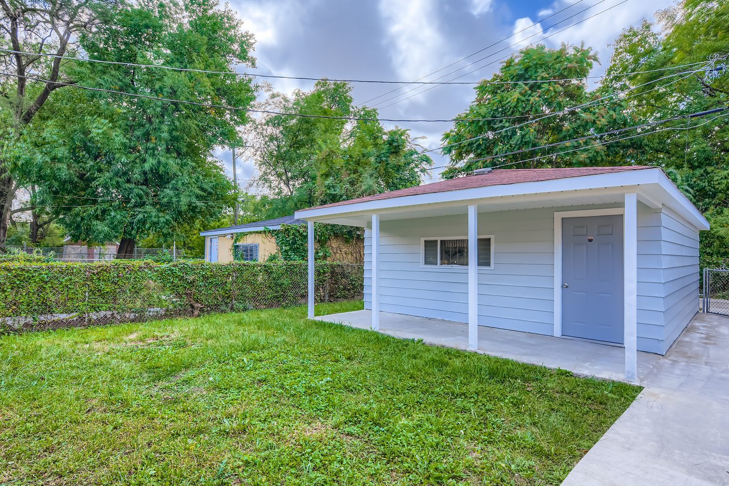 10046 South Indiana Avenue Chicago IL 60628