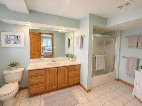 4516 Hillside Court Crystal Lake IL 60012