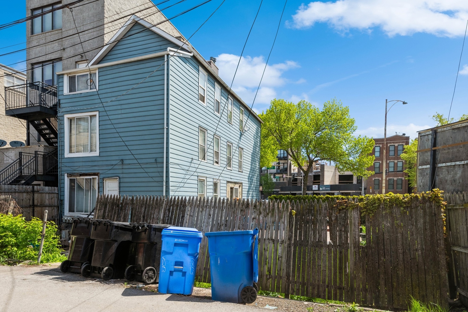 612 North Ogden Avenue Chicago IL 60642