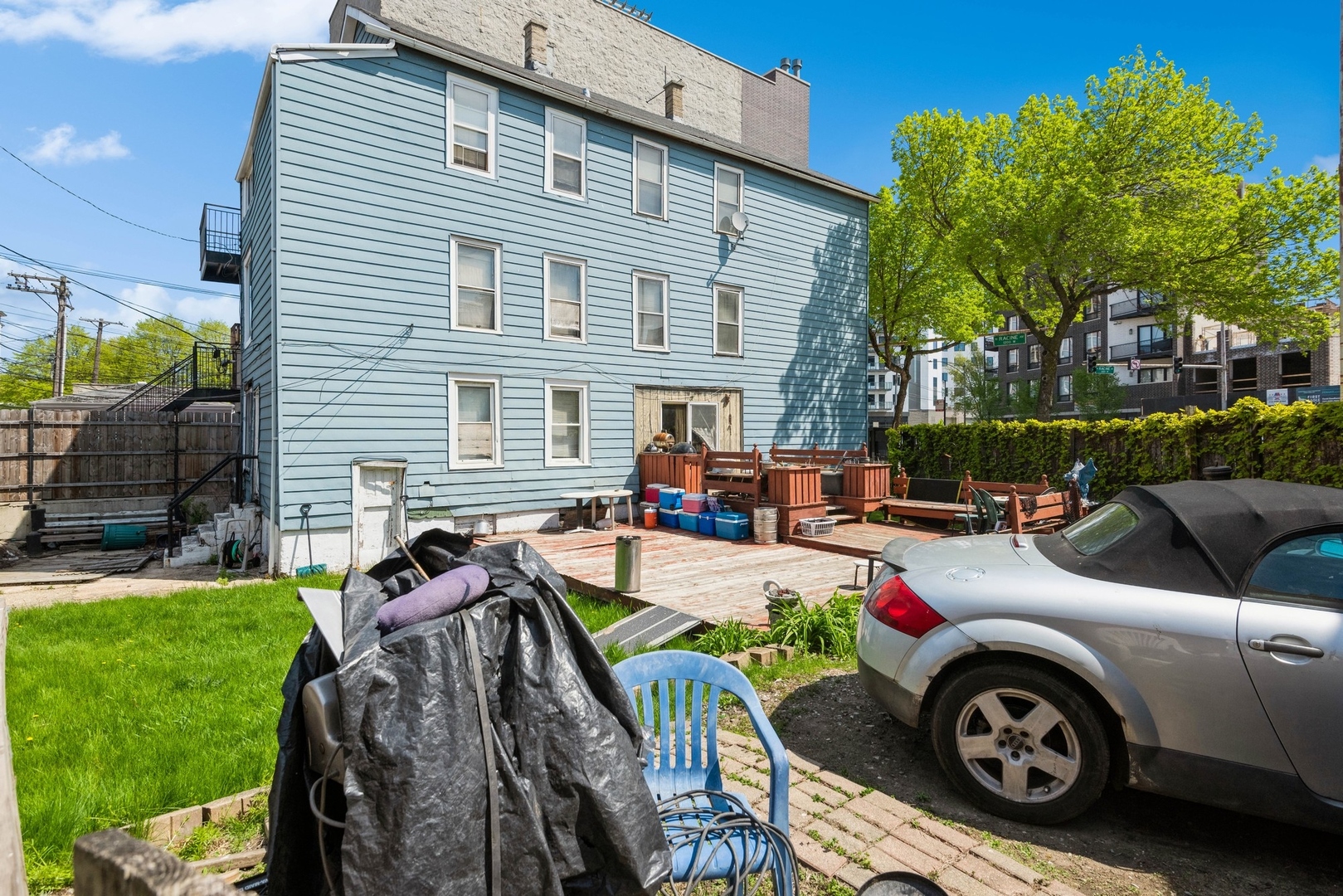 612 North Ogden Avenue Chicago IL 60642