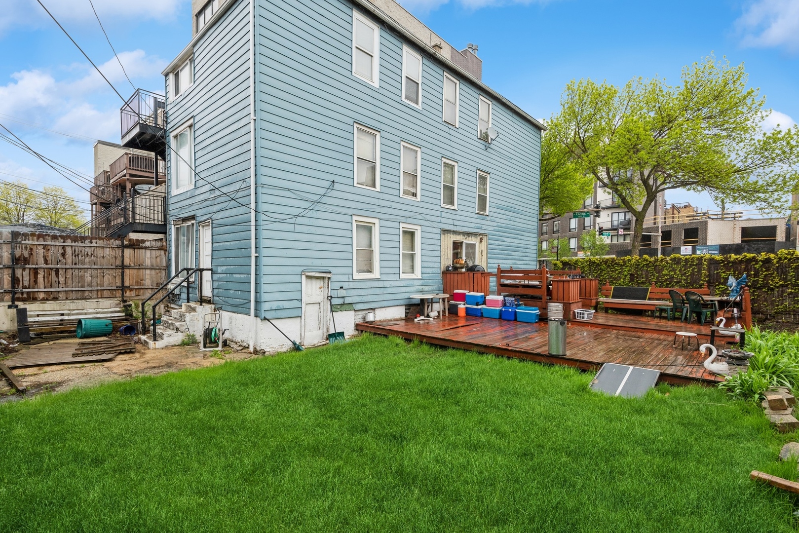 612 North Ogden Avenue Chicago IL 60642