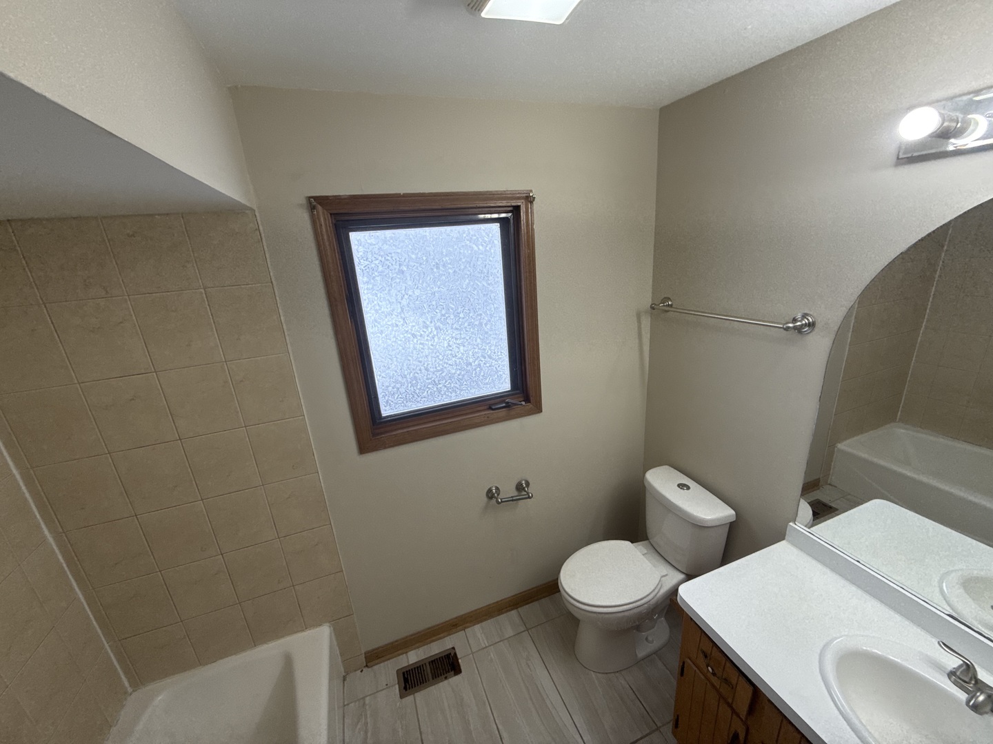 4805 South Latrobe Avenue Chicago IL 60638
