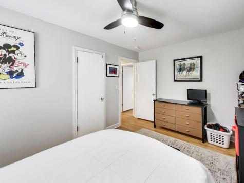 213 East Ellis Avenue Libertyville IL 60048