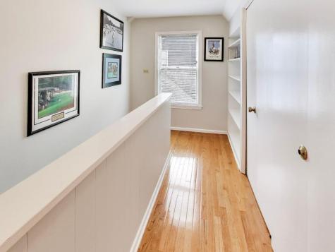 213 East Ellis Avenue Libertyville IL 60048