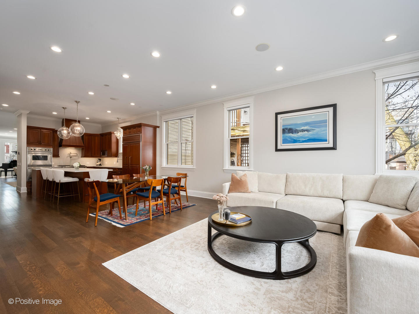 1532 West Wolfram Street Chicago IL 60657