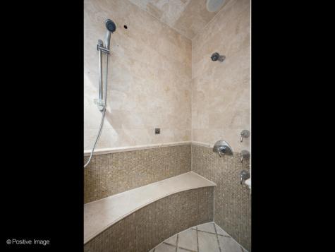 1532 West Wolfram Street Chicago IL 60657