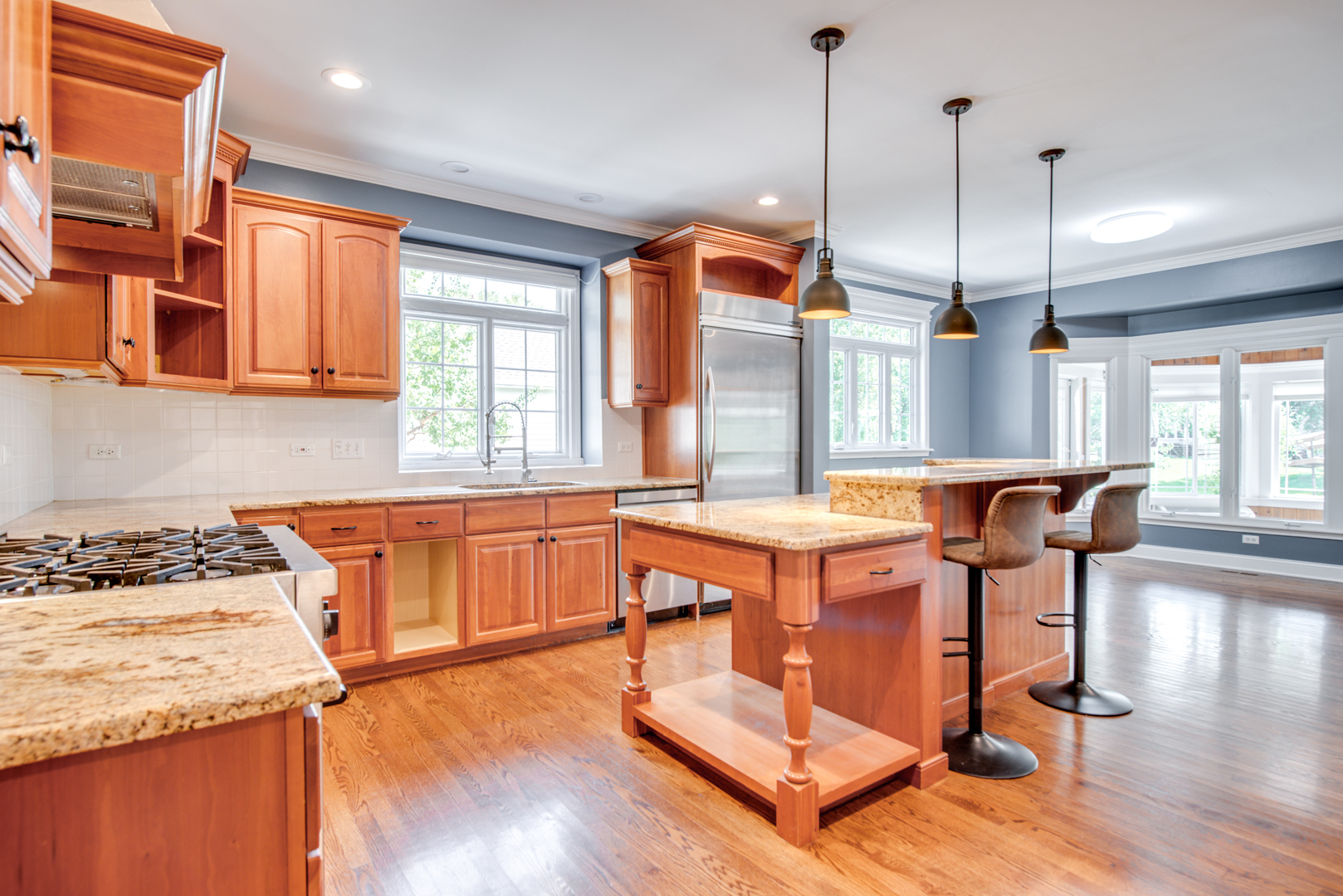 1736 Robert Lane Naperville IL 60564