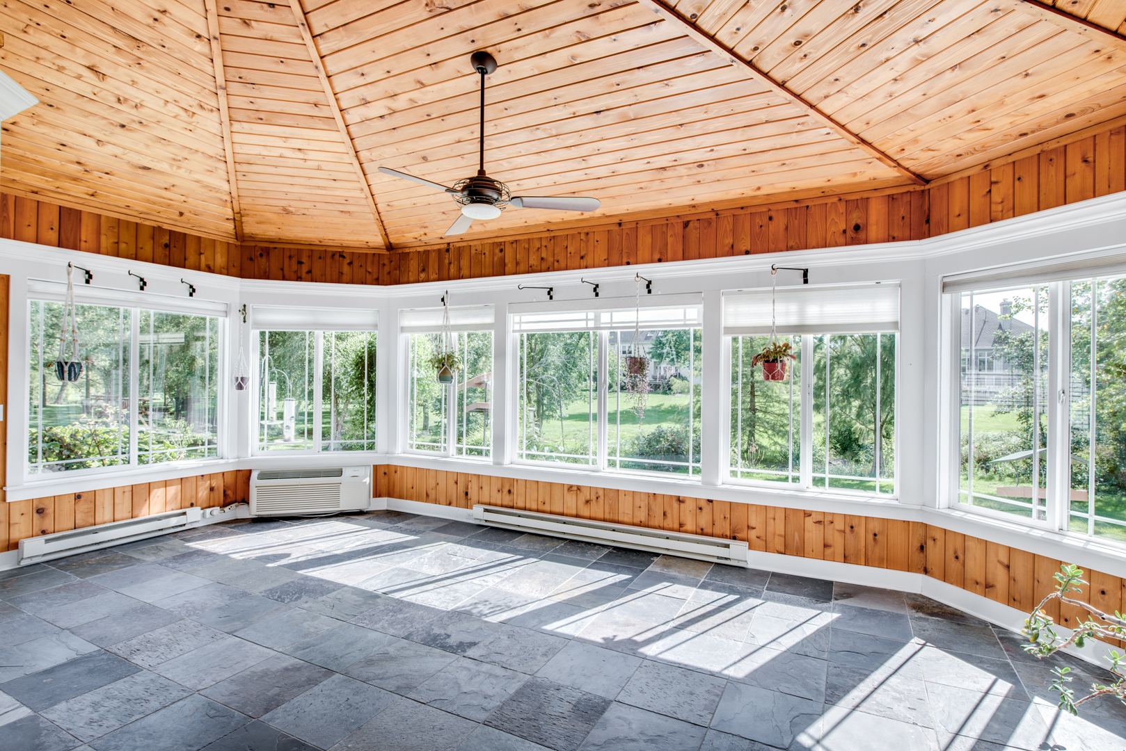 1736 Robert Lane Naperville IL 60564