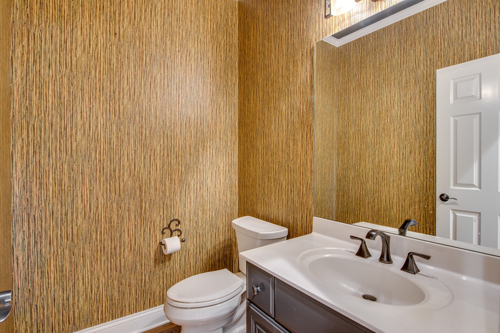 1736 Robert Lane Naperville IL 60564