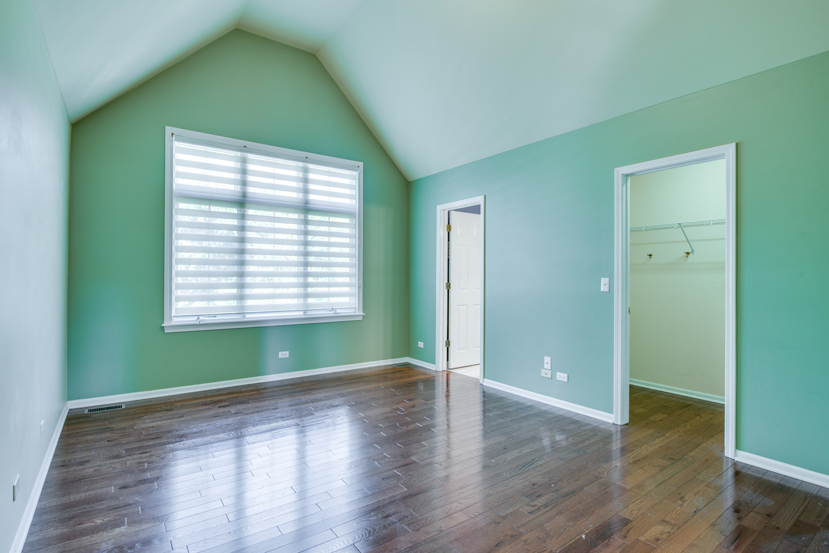 1736 Robert Lane Naperville IL 60564