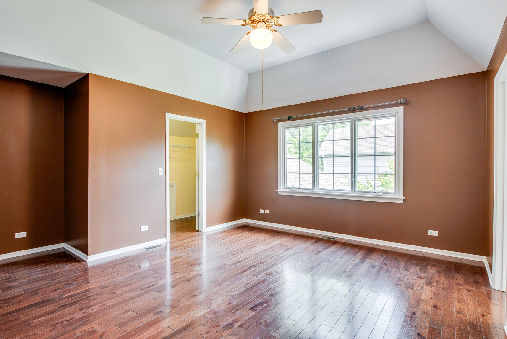 1736 Robert Lane Naperville IL 60564