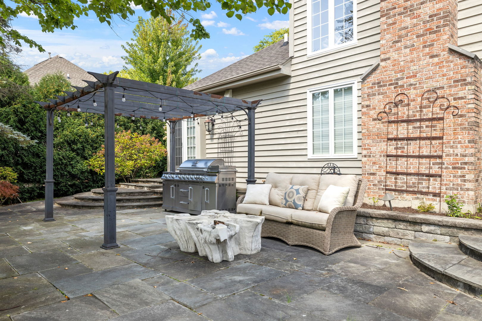 1736 Robert Lane Naperville IL 60564