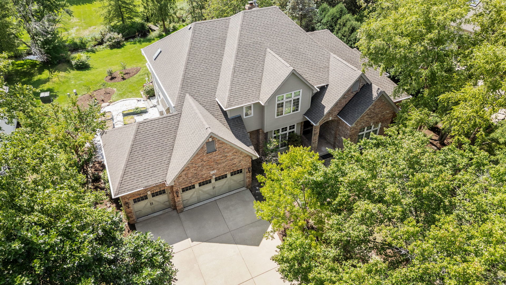 1736 Robert Lane Naperville IL 60564