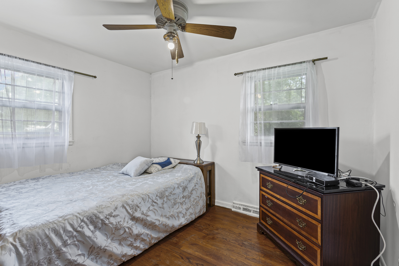 5519 Fairview Avenue Downers Grove IL 60516