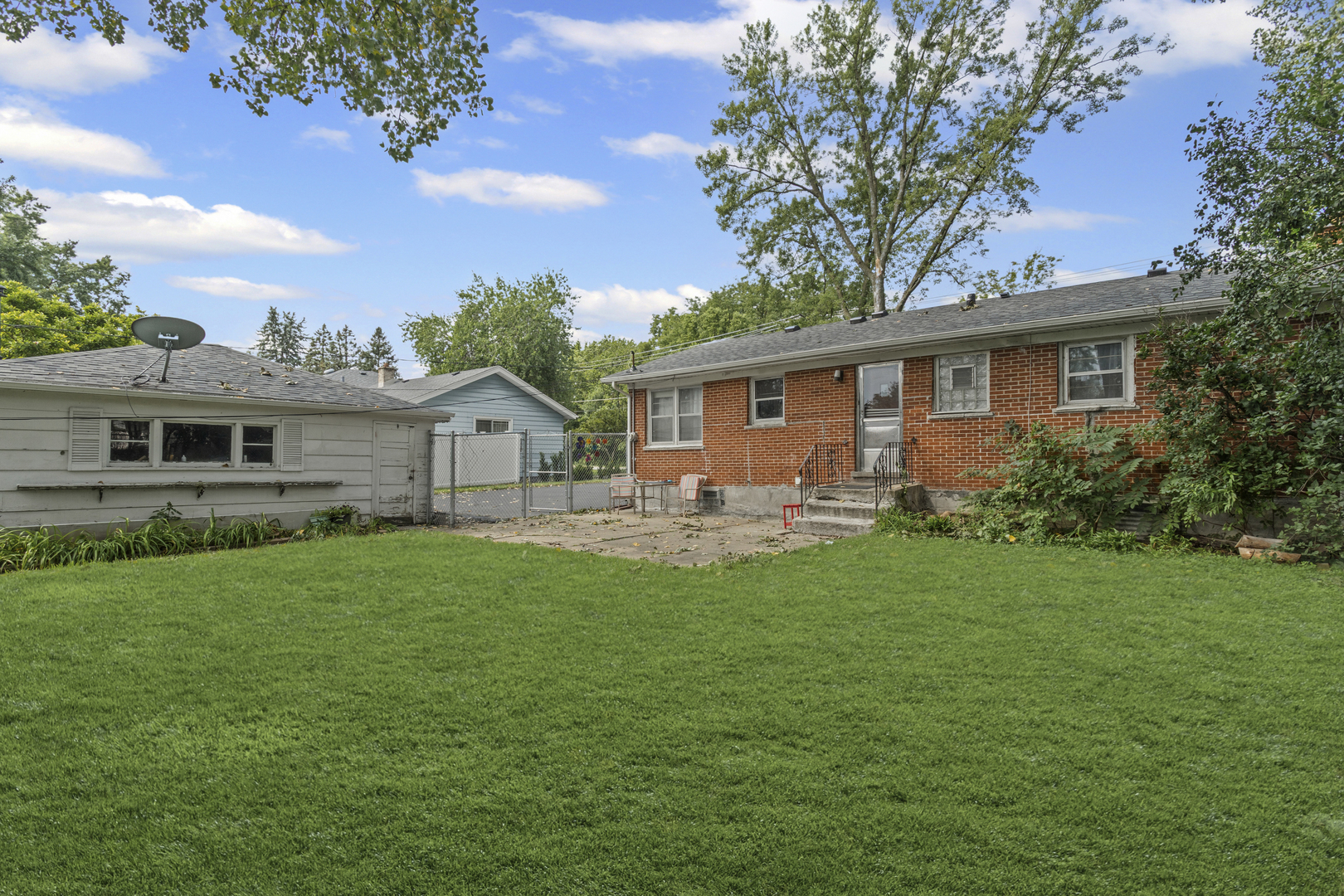 5519 Fairview Avenue Downers Grove IL 60516