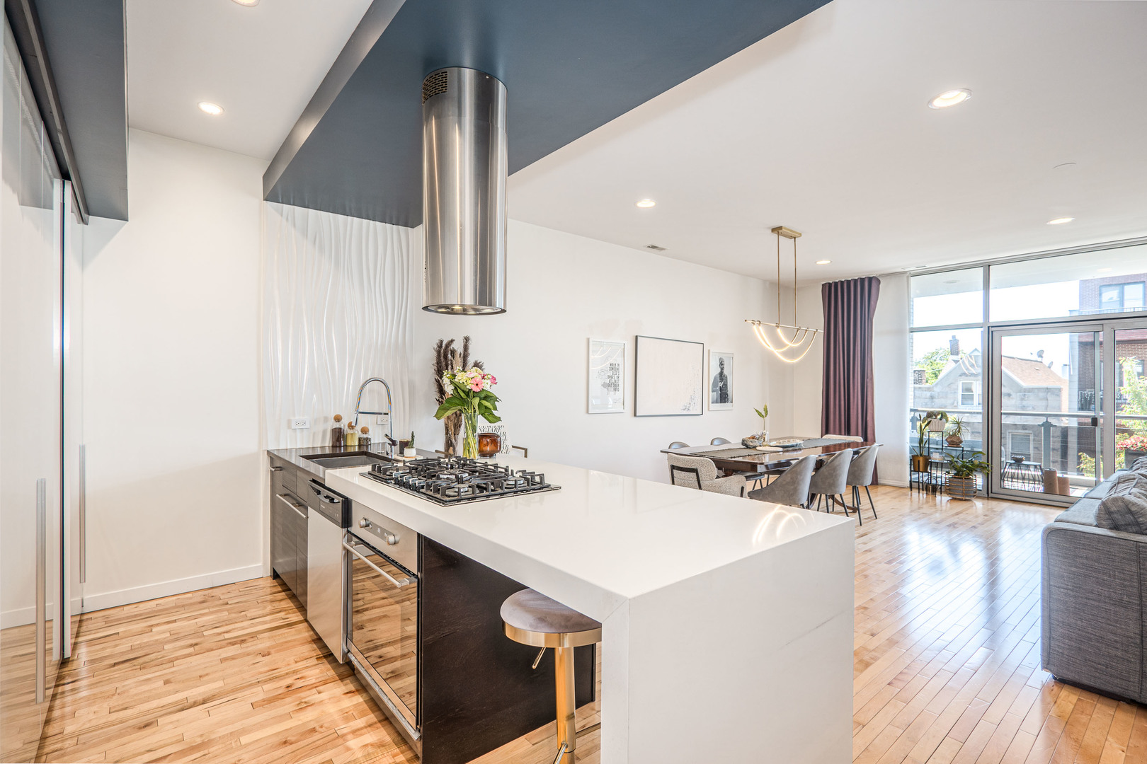 843 North California Avenue Chicago IL 60622