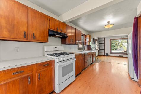 501 North State Street Bellflower IL 62174