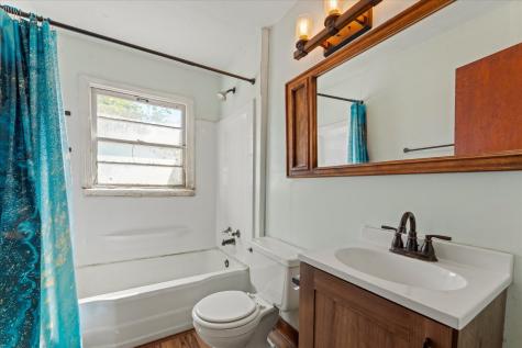 501 North State Street Bellflower IL 62174