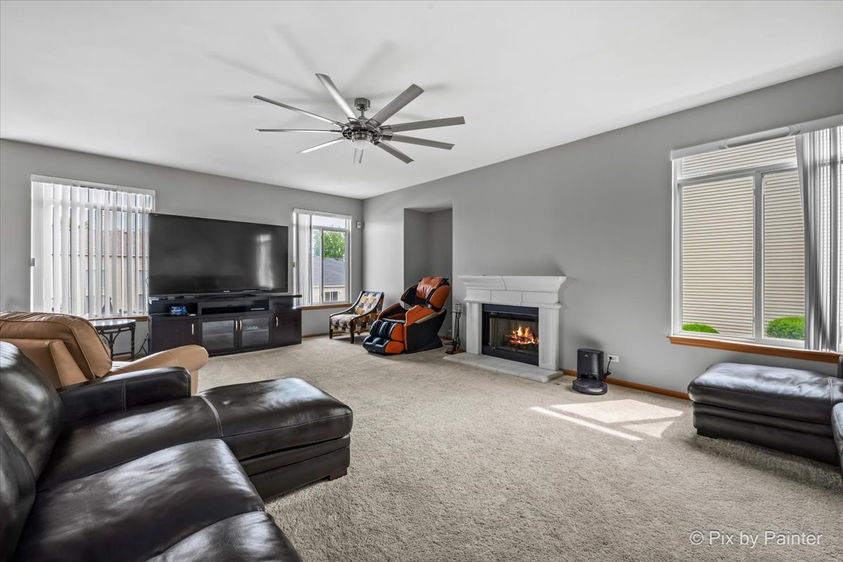 2030 Westbury Lane Aurora IL 60502