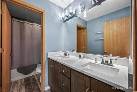 2030 Westbury Lane Aurora IL 60502