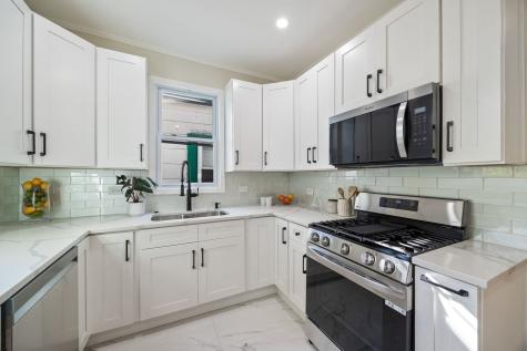 4143 North Drake Avenue Chicago IL 60618