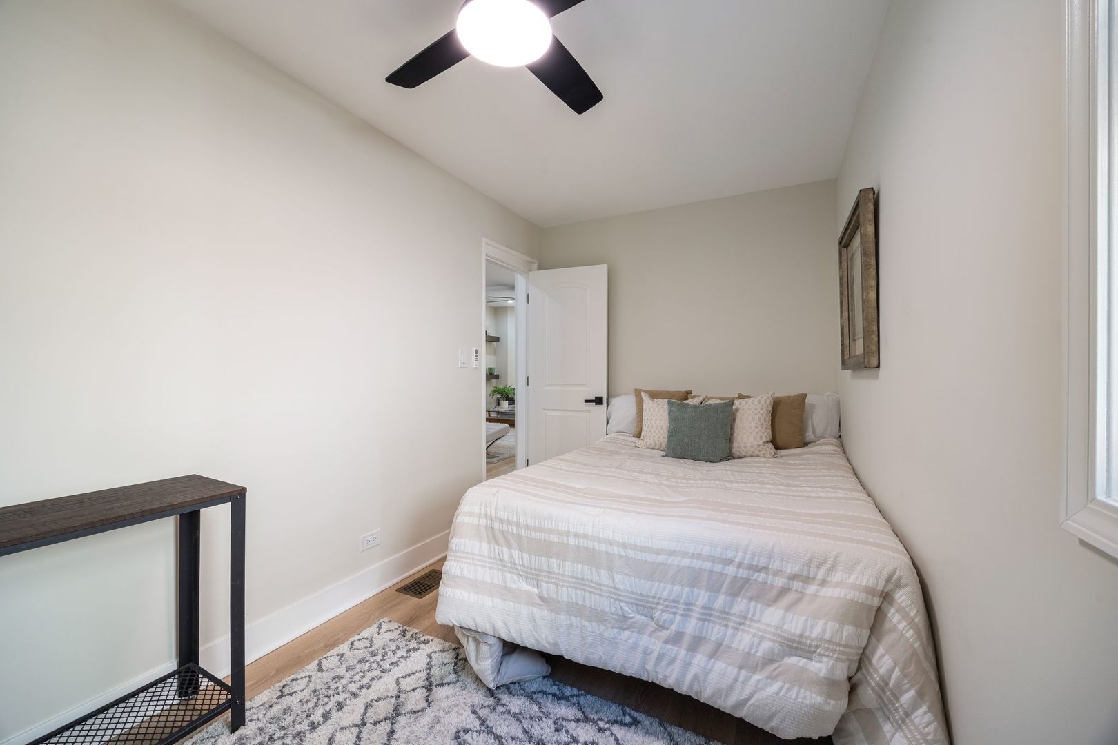 4143 North Drake Avenue Chicago IL 60618