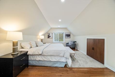 4143 North Drake Avenue Chicago IL 60618